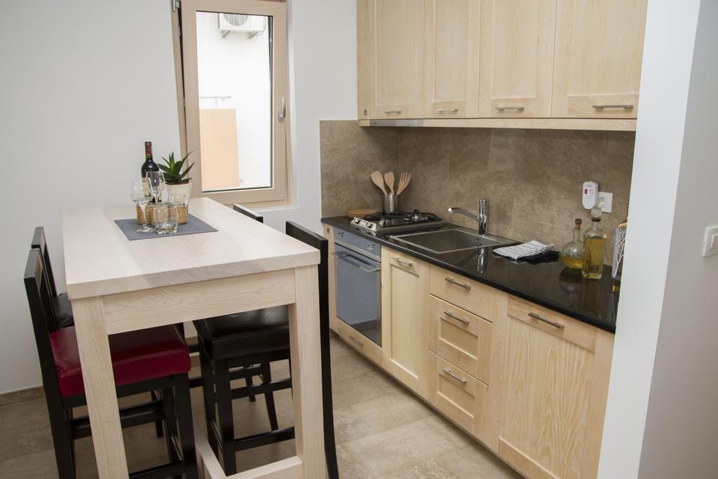 Apartments Brezanin Sutomore Luaran gambar