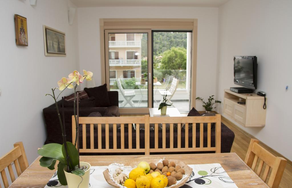 Apartments Brezanin Sutomore Luaran gambar